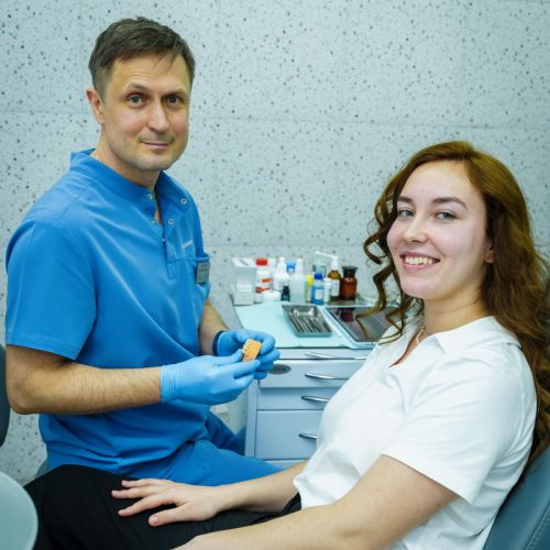 Врачи клиники "МираDент"